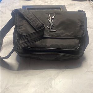 Black Messenger Bag with Iconic Logo I great condition!
